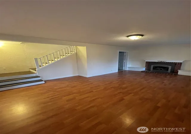 Photo 3 of Sale Pending at 1344 Axford St, Raymond, WA 98577 | MLS# NWM2575050 | Listing updated on 2026-10-02