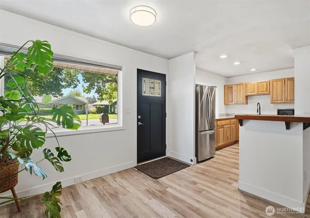 Photo 3 of Sale Pending at 2200 Dover St, Richland, WA 99352 | MLS# NWM2575054 | Listing updated on 2026-09-28