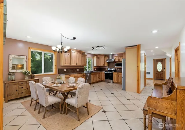 Photo 4 of Single family home for sale at 364 Blanchard Rd, Centralia, WA 98531 | MLS# NWM2575065 | Listing updated on 2026-10-02