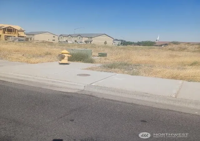 Photo 1 of Land for sale at 801 N Ted Yao Way, Moses Lake, WA 98837 | MLS# NWM2575072 | Listing updated on 2026-09-25