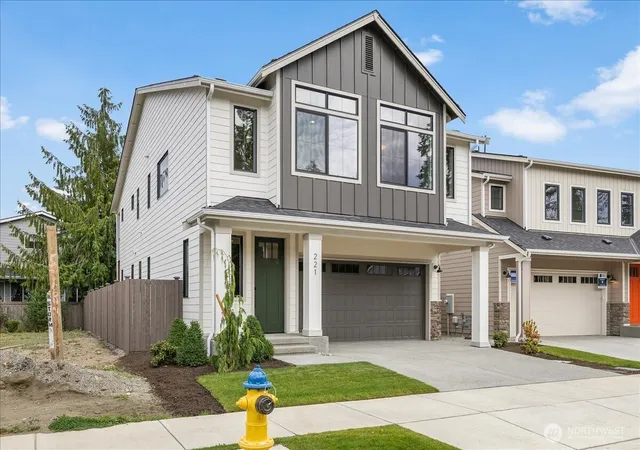 Photo 2 of Single family home for sale at 221 156th Place Sw #MG 08, Lynnwood, WA 98087 | MLS# NWM2575096 | Listing updated on 2026-09-29