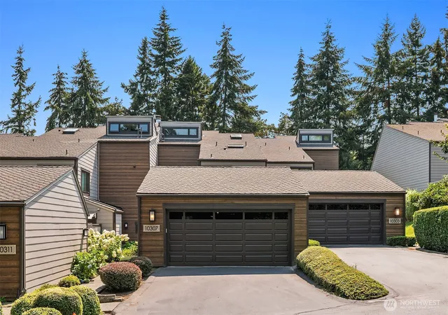 Photo 1 of Sale Pending at 10307 Ne 19th Pl #B3, Bellevue, WA 98004 | MLS# NWM2575099 | Listing updated on 2026-09-25