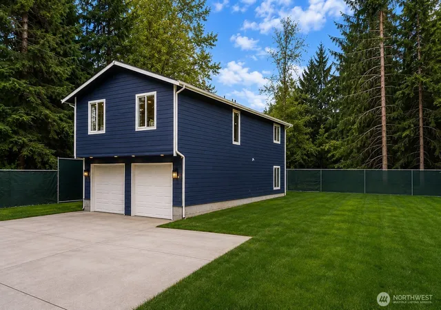 Photo 1 of Single family home for sale at 12110 167th Drive Ne, Arlington, WA 98223 | MLS# NWM2575109 | Listing updated on 2026-09-23