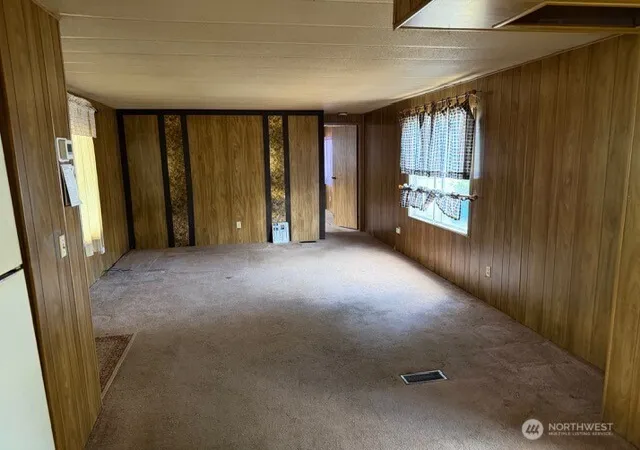 Photo 4 of Manufactured home for sale at 5220 176Th St Sw #77, Lynnwood, WA 98037 | MLS# NWM2575125 | Listing updated on 2026-09-25