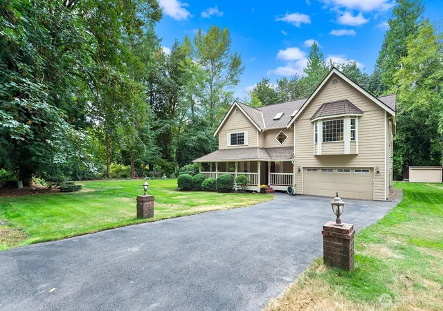 Photo 1 of Single family home for sale at 14029 232nd Ave Se, Issaquah, WA 98027 | MLS# NWM2575143 | Listing updated on 2026-10-02