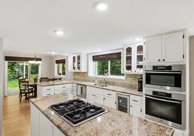 Photo 4 of Single family home for sale at 14029 232Nd Ave Se, Issaquah, WA 98027 | MLS# NWM2575143 | Listing updated on 2026-10-02
