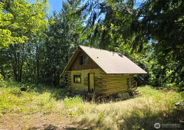 Photo 1 of Single family home for sale at 19226 Se Se 220th St Se, Monroe, WA 98272 | MLS# NWM2575148 | Listing updated on 2026-09-25