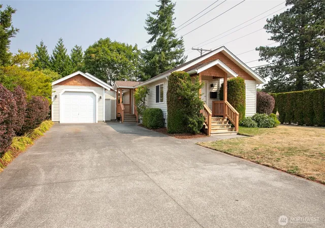 Photo 1 of Single family home for sale at 1227 E Indiana St, Bellingham, WA 98226 | MLS# NWM2575173 | Listing updated on 2026-09-23