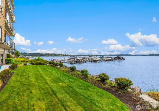Photo 1 of Condo for sale at 6401 Lake Washington Blvd Ne #307, Kirkland, WA 98033 | MLS# NWM2575180 | Listing updated on 2026-10-08