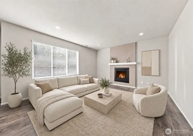 Photo 3 of Sale Pending at 9901 13th St Se, Lake Stevens, WA 98258 | MLS# NWM2575182 | Listing updated on 2026-10-01