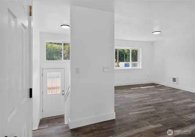 Photo 3 of Single family home for sale at 620 Westlake Ave, Morton, WA 98356 | MLS# NWM2575200 | Listing updated on 2026-09-25