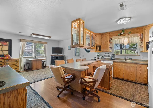 Photo 4 of Sale Pending at 19946 E Desert Aire Dr Sw, Mattawa, WA 99349 | MLS# NWM2575201 | Listing updated on 2026-09-25