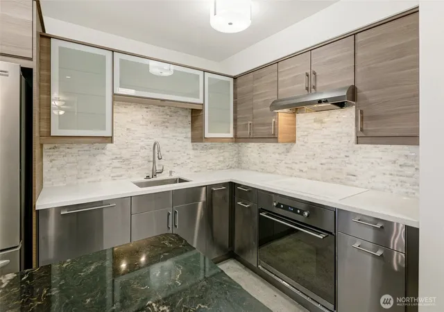 Photo 3 of Condo for sale at 2100 3Rd Ave #602, Seattle, WA 98121 | MLS# NWM2575210 | Listing updated on 2026-09-28