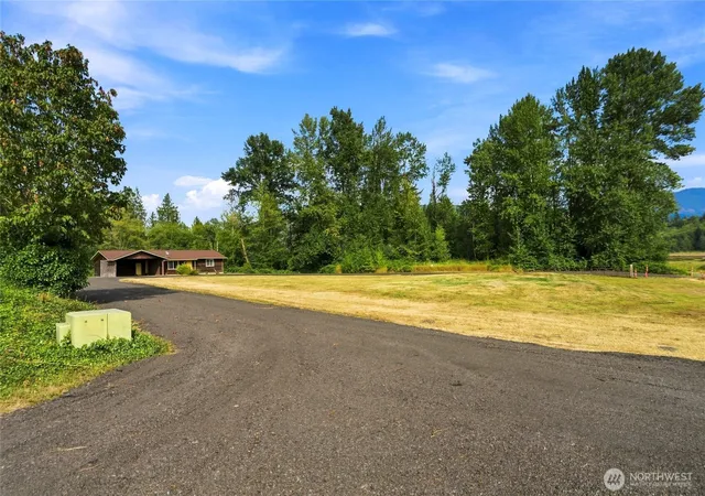 Photo 3 of Single family home for sale at 5410 Saxon Rd, Acme, WA 98220 | MLS# NWM2575212 | Listing updated on 2026-09-29