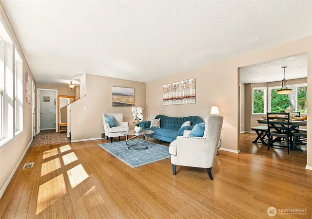 Photo 2 of Single family home for sale at 28222 183rd Ave Se, Kent, WA 98042 | MLS# NWM2575213 | Listing updated on 2026-10-21