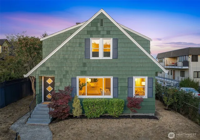 Single family home for sale at 1512 6Th Ave W, Seattle, WA 98119 | MLS# NWM2575249