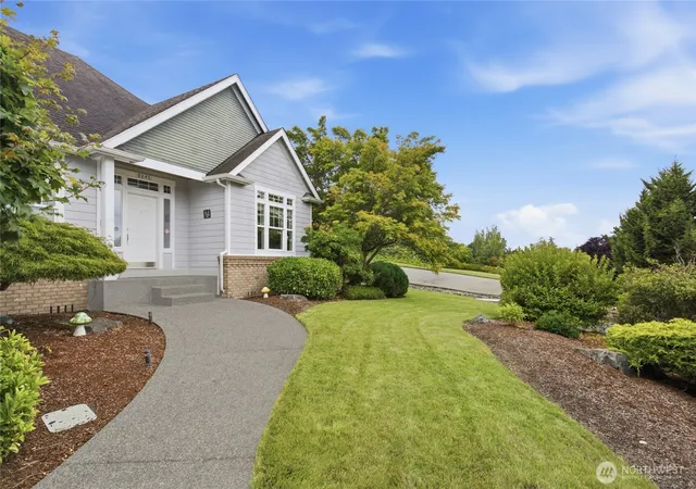 Photo 2 of Single family home for sale at 9245 Piperhill Dr Se, Olympia, WA 98513 | MLS# NWM2575250 | Listing updated on 2026-09-25
