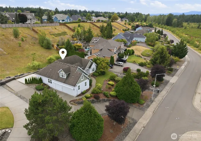 Photo 3 of Single family home for sale at 9245 Piperhill Dr Se, Olympia, WA 98513 | MLS# NWM2575250 | Listing updated on 2026-09-25