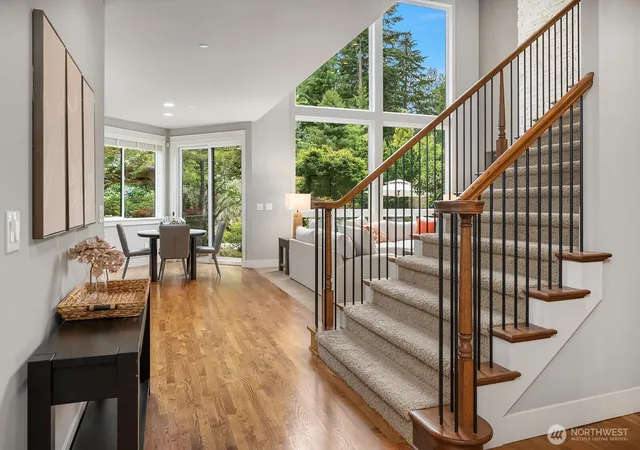 Photo 3 of Sale Pending at 9233 255Th Ave Ne, Redmond, WA 98053 | MLS# NWM2575251 | Listing updated on 2026-09-25