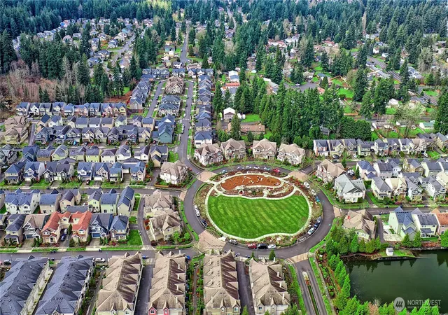 Photo 4 of Townhouse for sale at 14023 34Th Dr Se #B, Mill Creek, WA 98012 | MLS# NWM2575252 | Listing updated on 2026-09-25