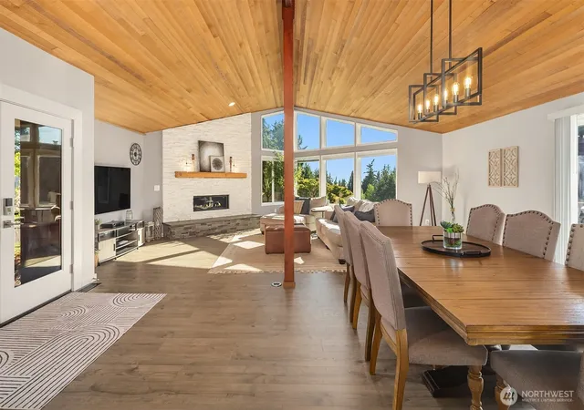 Photo 3 of Single family home for sale at 7017 165th Pl Sw, Edmonds, WA 98026 | MLS# NWM2575259 | Listing updated on 2026-09-25