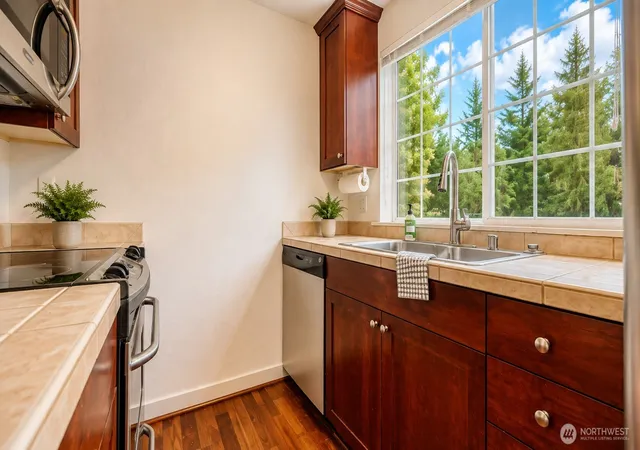 Photo 4 of Condo for sale at 28307 18th Avenue S #B201, Federal Way, WA 98003 | MLS# NWM2575270 | Listing updated on 2026-09-25