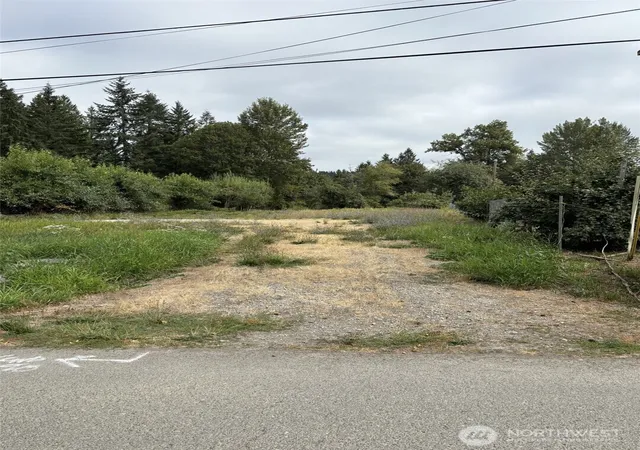 Photo 2 of Land for sale at 14230 151st Ave Se, Renton, WA 98059 | MLS# NWM2575273 | Listing updated on 2026-09-25