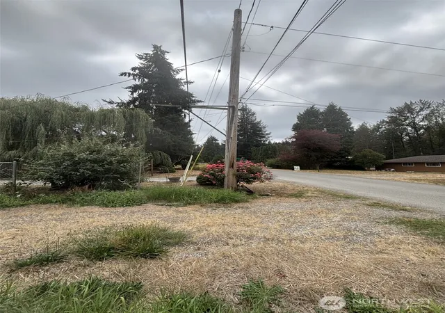 Photo 3 of Land for sale at 14230 151St Ave Se, Renton, WA 98059 | MLS# NWM2575273 | Listing updated on 2026-09-25