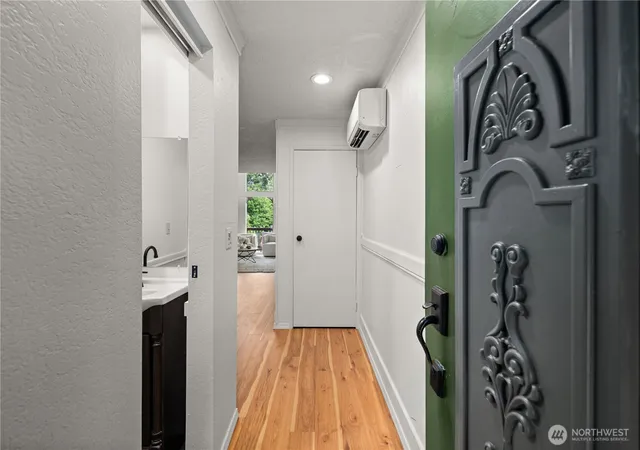 Photo 4 of Sale Pending at 6788 138Th Ave Ne #623, Redmond, WA 98052 | MLS# NWM2575281 | Listing updated on 2026-09-27