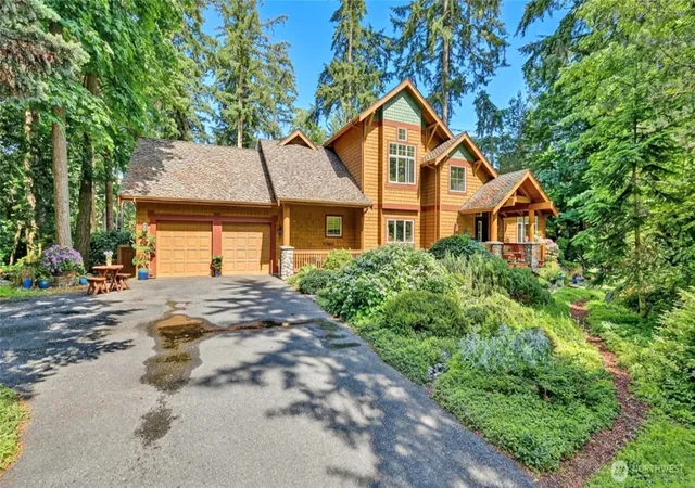 Photo 2 of Contingent at 1951 Journeys End Ln, Camano Island, WA 98282 | MLS# NWM2575292 | Listing updated on 2026-09-26