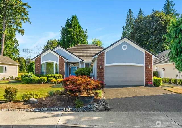 Photo 2 of Single family home for sale at 3847 Prestwick Ln Se, Olympia, WA 98501 | MLS# NWM2575294 | Listing updated on 2026-09-28