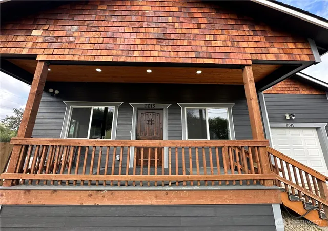 Photo 2 of Sale Pending at 2015 Harding Rd, Aberdeen, WA 98520 | MLS# NWM2575303 | Listing updated on 2026-09-25