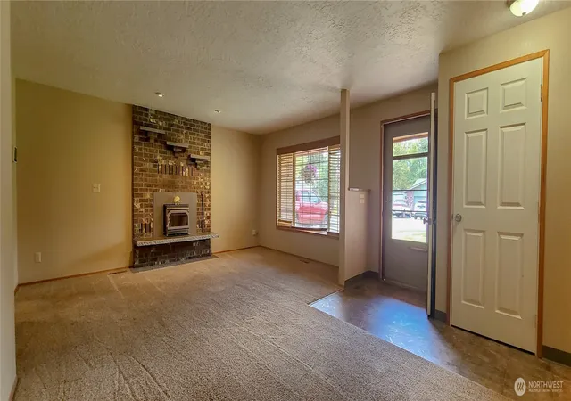 Photo 3 of Single family home for sale at 131 19 Brim Rd, Onalaska, WA 98570 | MLS# NWM2575323 | Listing updated on 2026-09-24