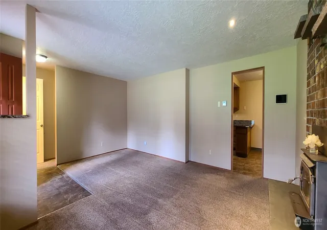 Photo 4 of Single family home for sale at 131 19 Brim Rd, Onalaska, WA 98570 | MLS# NWM2575323 | Listing updated on 2026-09-24
