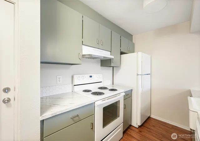 Photo 4 of Condo for sale at 3609 14Th Ave W #208, Seattle, WA 98119 | MLS# NWM2575342 | Listing updated on 2026-09-25