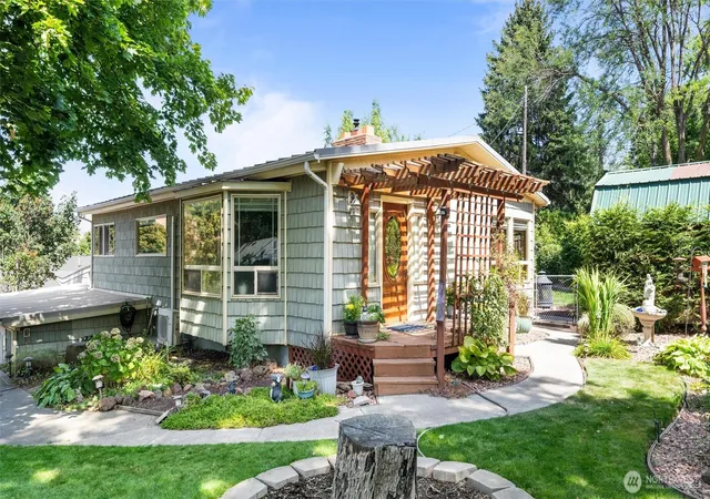 Photo 1 of Single family home for sale at 209 S 7th St, Dayton, WA 99328 | MLS# NWM2575354 | Listing updated on 2026-09-25