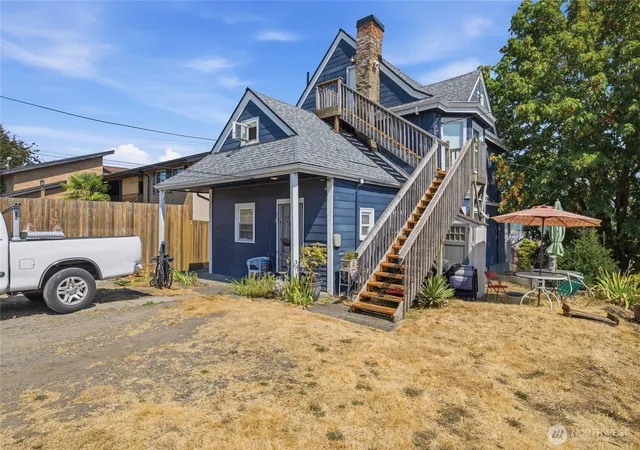 Photo 3 of Multi family home for sale at 3432 Lombard Ave, Everett, WA 98201 | MLS# NWM2575389 | Listing updated on 2026-09-25