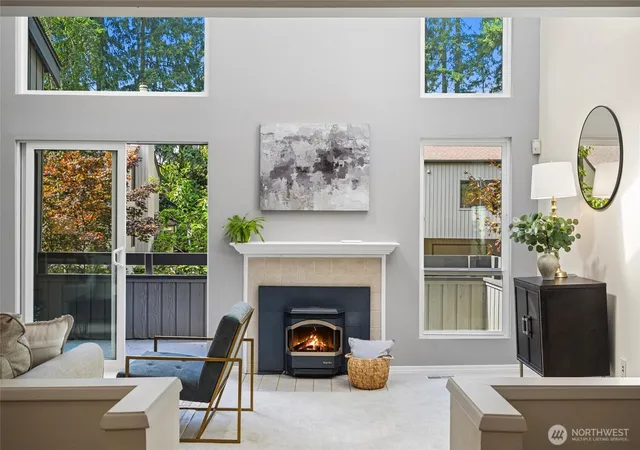 Photo 3 of Townhouse for sale at 3506 108th Pl Ne #31-1, Bellevue, WA 98004 | MLS# NWM2575412 | Listing updated on 2026-09-17