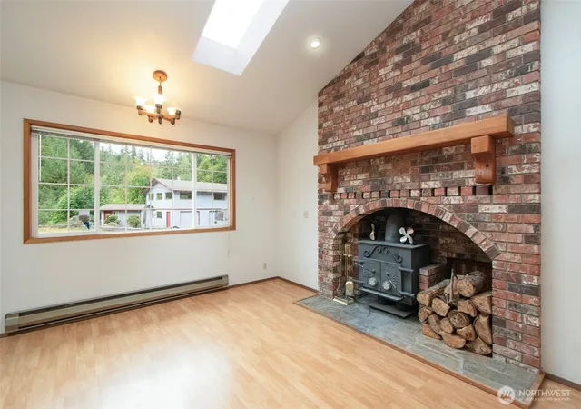 Photo 4 of Single family home for sale at 572 Dodger Ln, Port Angeles, WA 98363 | MLS# NWM2575425 | Listing updated on 2026-09-01