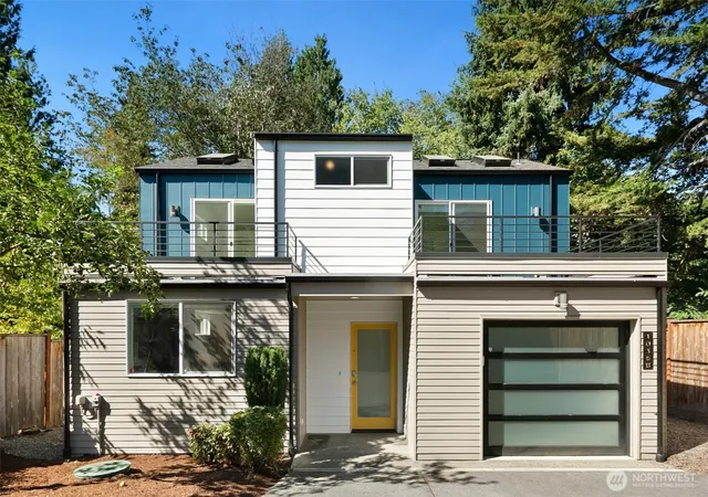 Photo 1 of Single family home for sale at 1036 Ne 102nd St #B, Seattle, WA 98125 | MLS# NWM2575426 | Listing updated on 2026-09-25