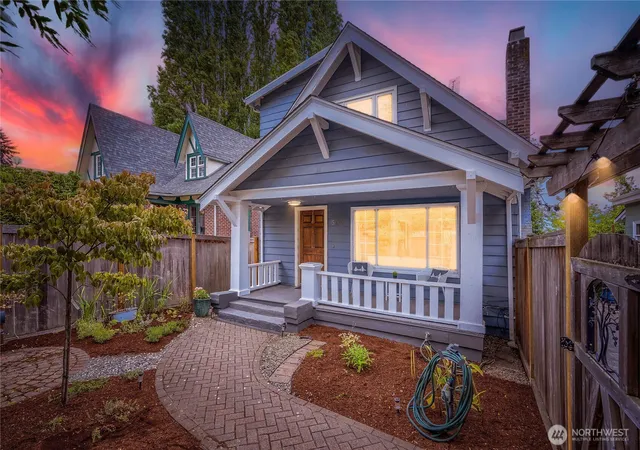 Photo 1 of Single family home for sale at 504 23rd Ave E, Seattle, WA 98112 | MLS# NWM2575439 | Listing updated on 2026-09-25