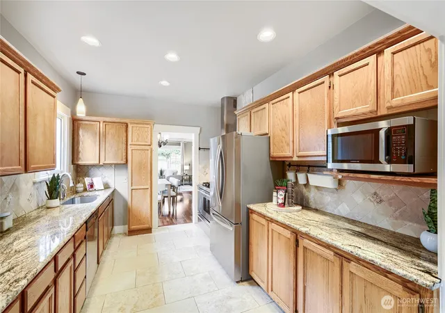 Photo 3 of Single family home for sale at 504 23Rd Ave E, Seattle, WA 98112 | MLS# NWM2575439 | Listing updated on 2026-09-25
