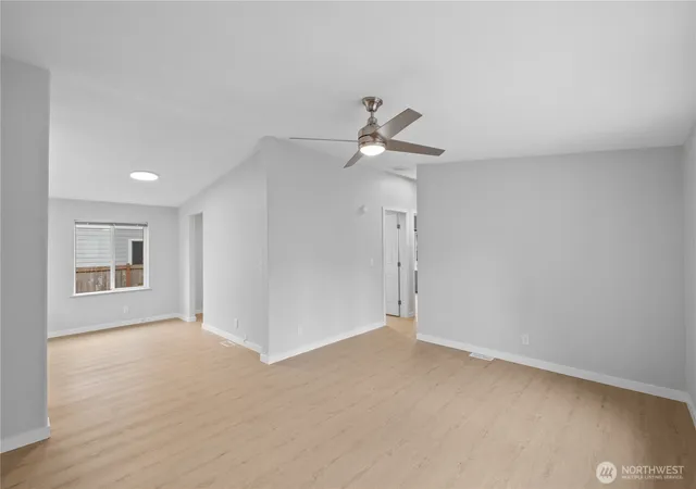 Photo 4 of Sale Pending at 138 2Nd St, Gold Bar, WA 98251 | MLS# NWM2575443 | Listing updated on 2026-09-30