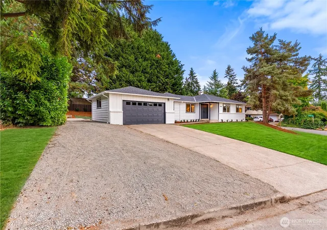 Photo 2 of Single family home for sale at 31446 28th Place Sw, Federal Way, WA 98023 | MLS# NWM2575466 | Listing updated on 2026-09-23