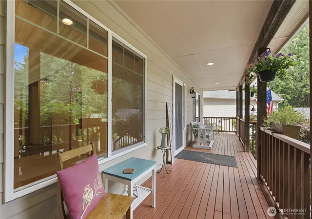 Photo 2 of Single family home for sale at 4782 Nw Grover Ln, Bremerton, WA 98312 | MLS# NWM2575473 | Listing updated on 2026-09-30