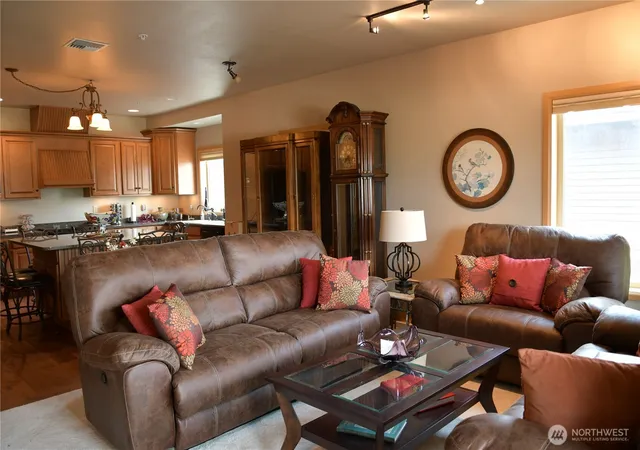 Photo 3 of Condo for sale at 113 E Raymond St #1B, Chelan, WA 98816 | MLS# NWM2575482 | Listing updated on 2026-09-25