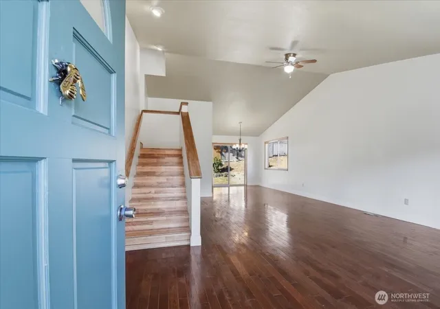 Photo 2 of Single family home for sale at 14016 Se 156th Ct, Renton, WA 98058 | MLS# NWM2575498 | Listing updated on 2026-09-25