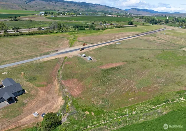 Photo 1 of Land for sale at 521 Thorp Landing Ln, Thorp, WA 98926 | MLS# NWM2575517 | Listing updated on 2026-09-25
