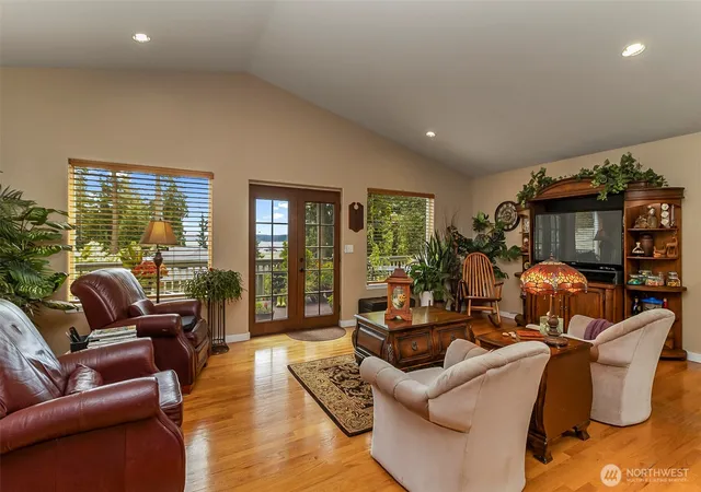 Photo 4 of Single family home for sale at 265 Sukyma Ln, Camano Island, WA 98282 | MLS# NWM2575521 | Listing updated on 2026-10-02