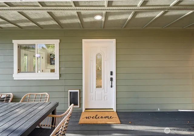 Photo 4 of Single family home for sale at 5680 Long Lake Rd SE, Port Orchard, WA 98367 | MLS# NWM2575538 | Listing updated on 2026-09-24